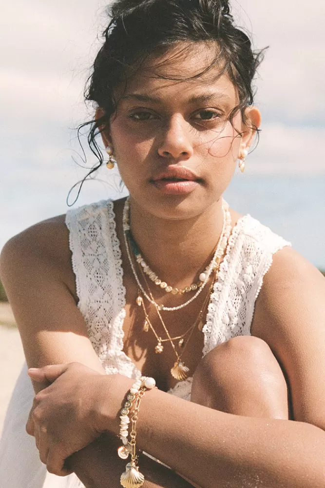 Shell Beach Jewellery*Hibiscus Necklace